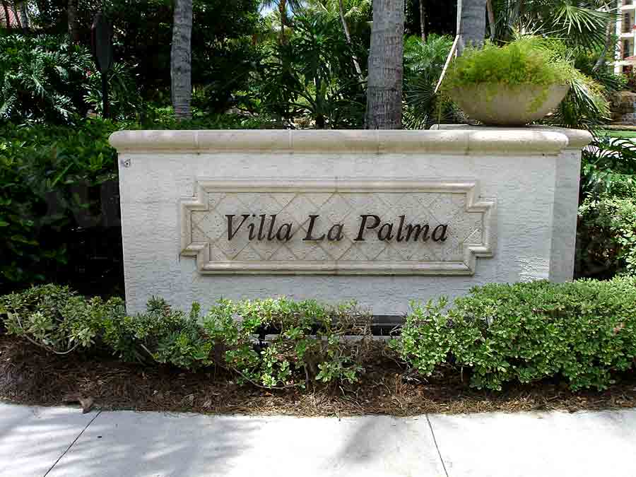 Villa La Palma Signage